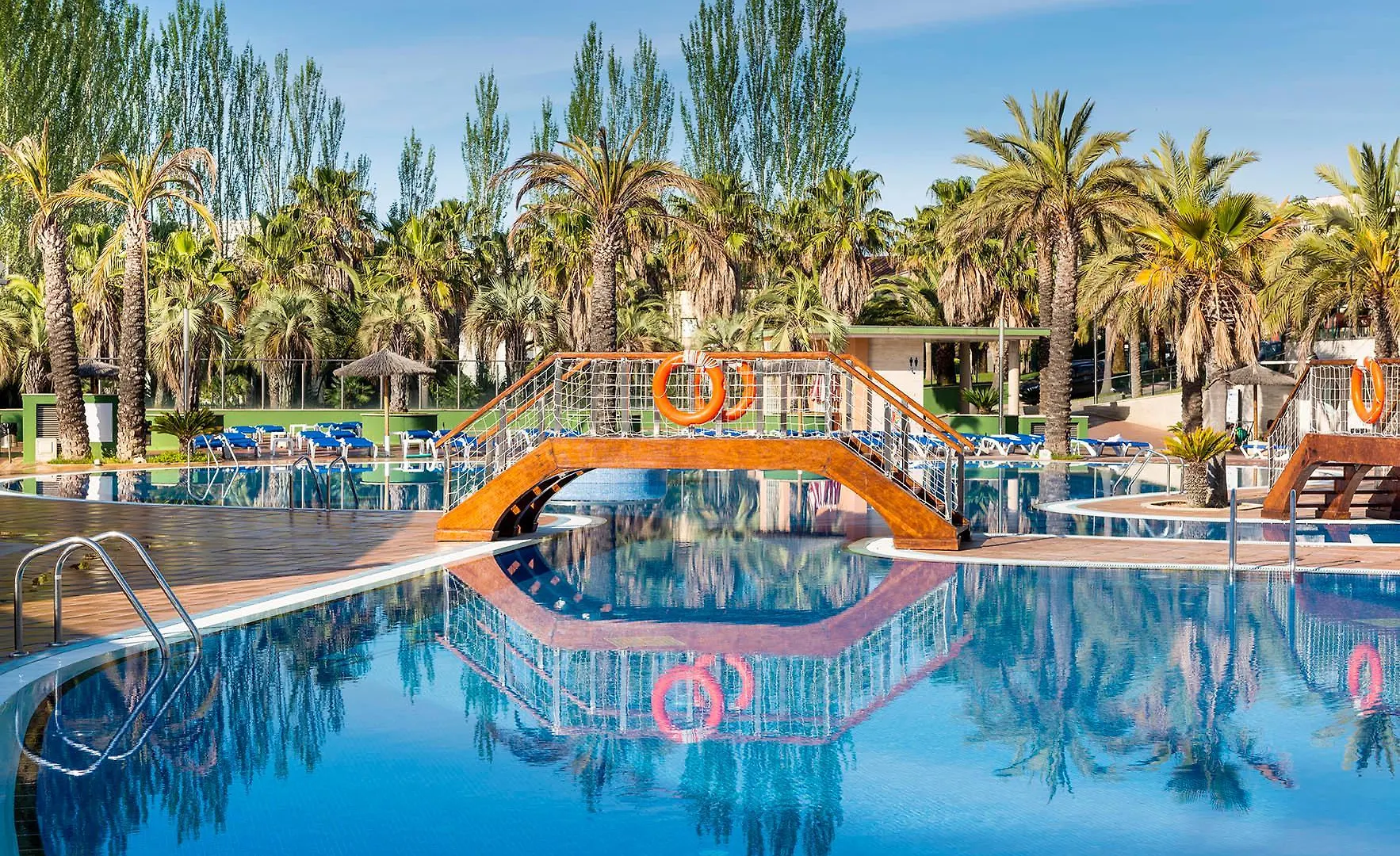 Aparthotel Costa Encantada Lloret de Mar 4*,  Spain