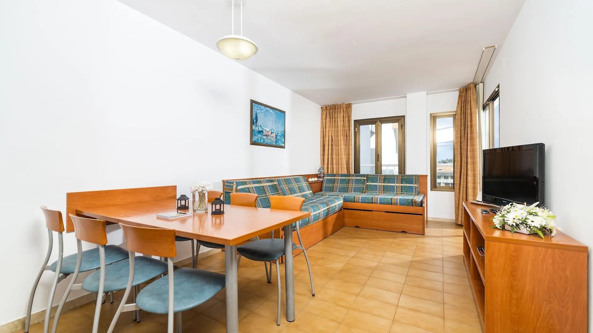 Hotel Aparthotel Costa Encantada Lloret de Mar