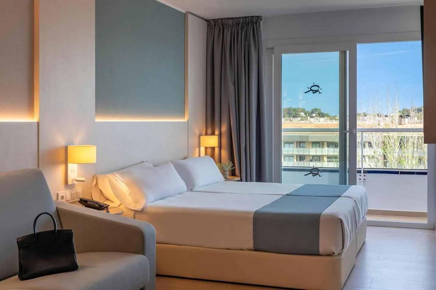 Hotel Aparthotel Costa Encantada Lloret de Mar